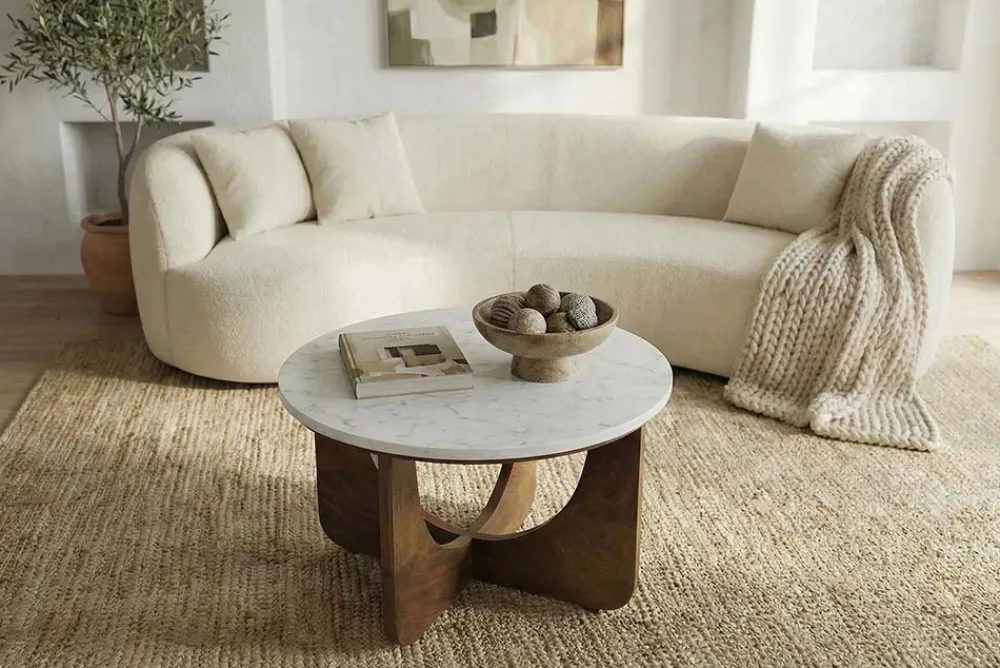 Riess-Ambiente Skandinavisch|Couchtische & Truhen > Runder Couchtisch ENSO 60cm weiß Marmor braun massiv Mangoholz