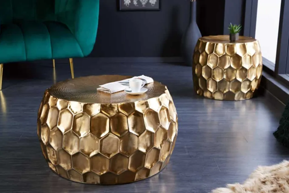 Riess-Ambiente Beistelltische|Goldene Möbel > Runder Couchtisch ORGANIC ORIENT 70cm gold Metall Hammerschlag handmade Waben Design