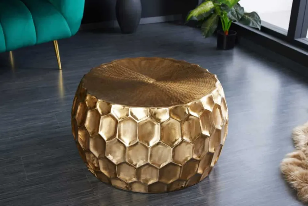 Riess-Ambiente Beistelltische|Goldene Möbel > Runder Couchtisch ORGANIC ORIENT 70cm gold Metall Hammerschlag handmade Waben Design