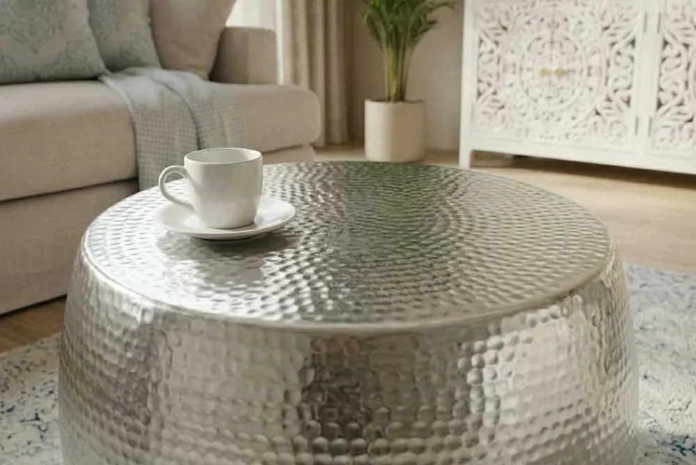 Riess-Ambiente Couchtische & Truhen > Runder Couchtisch ORIENT 60cm silber Metall Aluminium Hammerschlag Design handmade