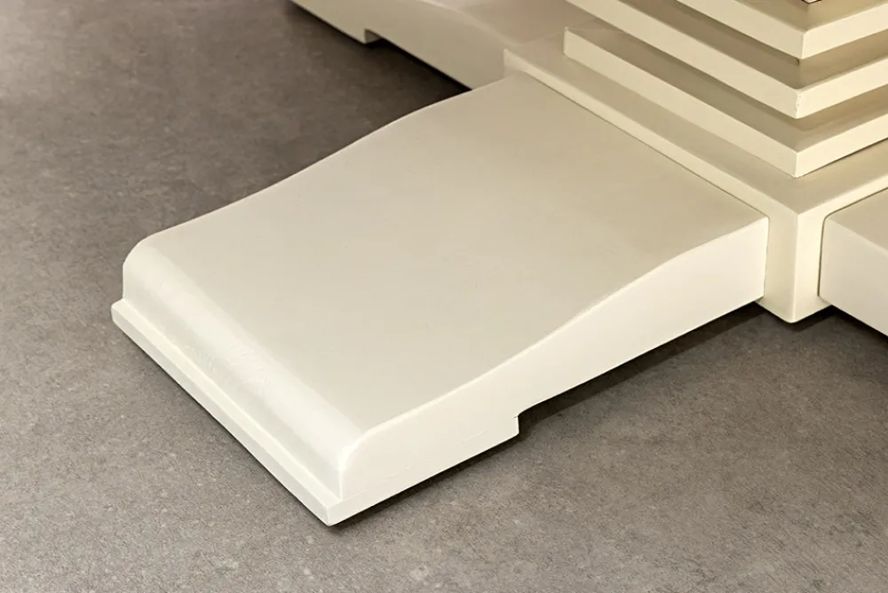 Riess-Ambiente Mehr...|Massivholzesstische > Runder Esstisch HAMPTONS 140cm hellbraun creme recycelte Pinie Massivholz