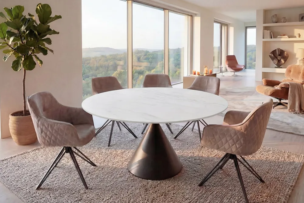 Riess-Ambiente Esstische > Runder Esstisch SIGNATURE 135cm weiß Marmor Keramik schwarzes Metallgestell Säulenfuß