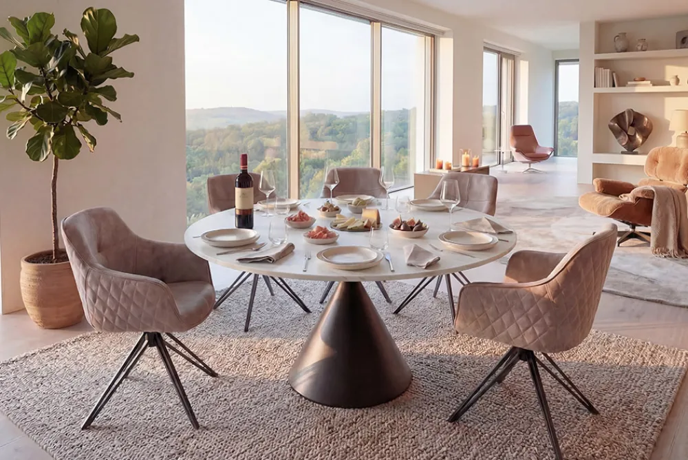 Riess-Ambiente Esstische > Runder Esstisch SIGNATURE 135cm weiß Marmor Keramik schwarzes Metallgestell Säulenfuß