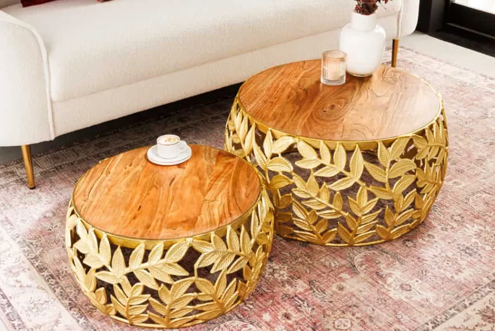 Riess-Ambiente Couchtische & Truhen > Rundes 2er Set Couchtische ABSTRACT LEAF 70cm natur gold Massivholz Akazie Metall Blatt-Design